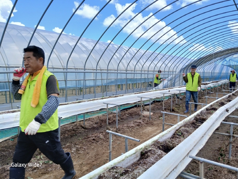 b90e835eb82082e4b09ca3453bcd7f3b_1753093626_0829.jpg b90e835eb82082e4b09ca3453bcd7f3b_1753093626_0829.jpg