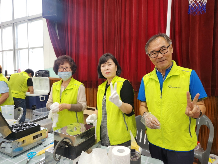 b4238108f8c8843ae4dd003870f472a9_1758881318_6783.jpg b4238108f8c8843ae4dd003870f472a9_1758881318_6783.jpg